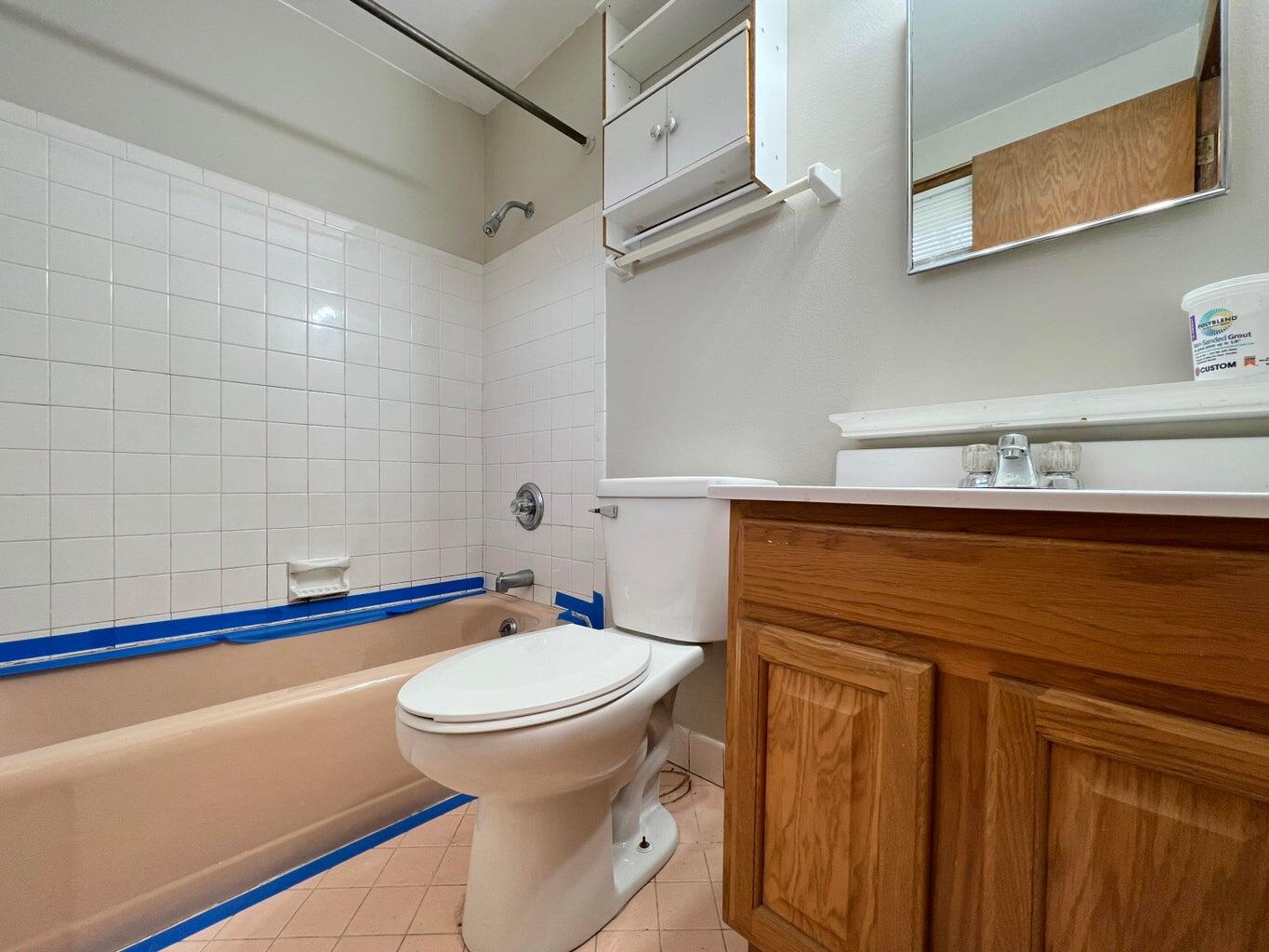 Milwaukee, Wisconsin 53222, United States, 4 Bedrooms Bedrooms, ,3 BathroomsBathrooms,Residential,Active,221770