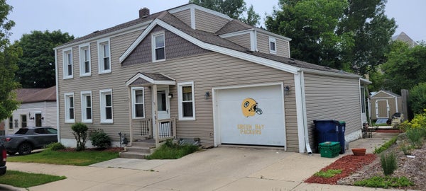 121 E WOODRUFF ST, PORT WASHINGTON, WI 53074 - Image c7d8129d708a719d1a19d7bbf75a47dc/716968320