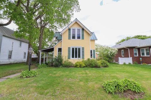 Photo of 1608 West Ave S, La Crosse, WI 54601 (MLS # 1961174)