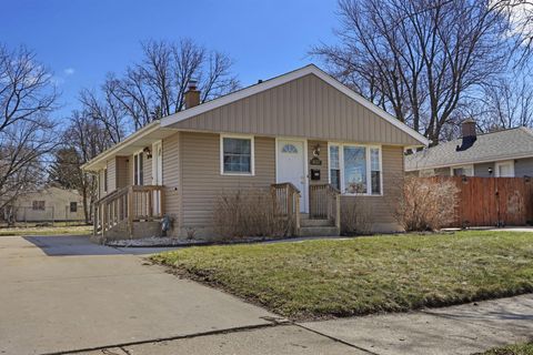 Photo of 4033 32nd Ave, Kenosha, WI 53144 (MLS # 1955629)