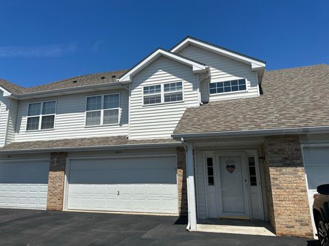 Photo of 3028 25th St, Kenosha, WI 53144 (MLS # 1949156)