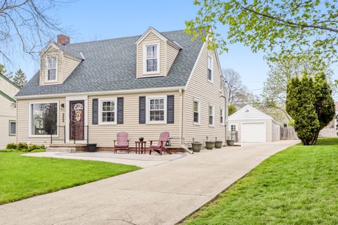 Photo of 8314 N Regent Rd, Fox Point, WI 53217 (MLS # 1961533)