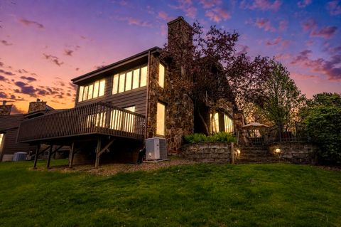 Photo of 295 N Elm Grove Rd, Brookfield, WI 53005 (MLS # 1961375)