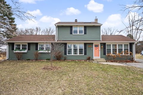Photo of 330 Kossow Rd, Brookfield, WI 53186 (MLS # 1951627)