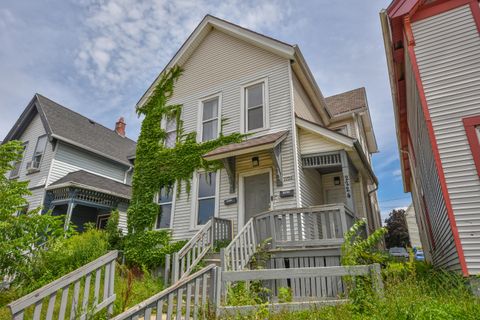 Photo of 2224 N Holton St, Milwaukee, WI 53212 (MLS # 1931980)