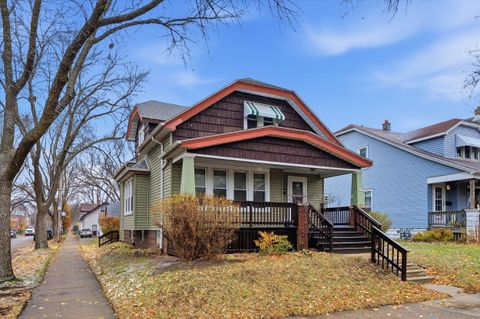 Photo of 2002 S 32nd St, Milwaukee, WI 53215 (MLS # 1944104)