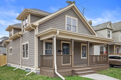 Photo of 1754 Villa St, Racine, WI 53403 (MLS # 1957067)