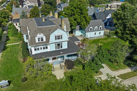 Photo of 116 10Th St, Racine, WI 53403 (MLS # 1983101)