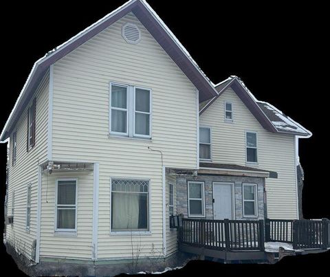 Photo of 141 10th N St, Wisconsin Rapids, WI 54494 (MLS # 1944791)