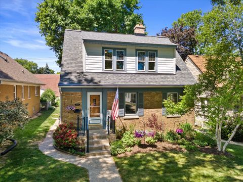 Photo of 2641 N 75th St, Wauwatosa, WI 53213 (MLS # 1965297)