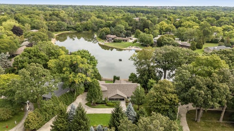 Photo of 6540 N Atwahl Dr, Glendale, WI 53209 (MLS # 1979823)