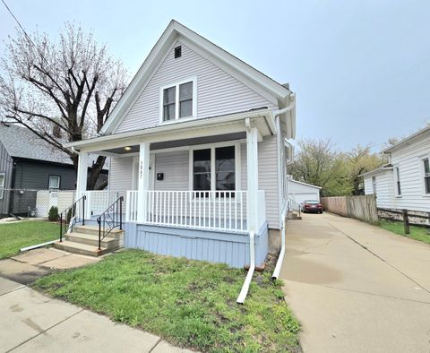 Photo of 5807 22nd Ave, Kenosha, WI 53140 (MLS # 1963775)