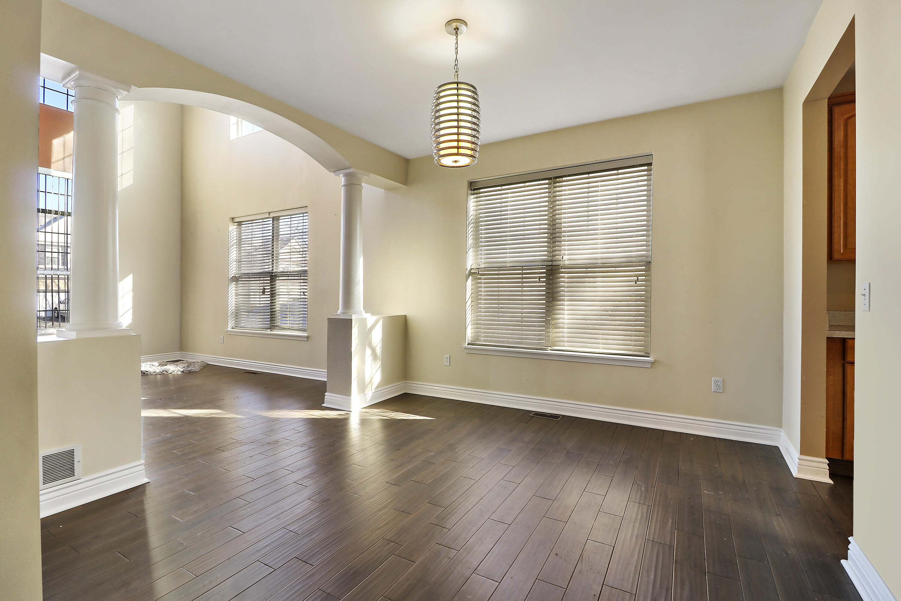 Kenosha, Wisconsin 53142, United States, 6 Bedrooms Bedrooms, ,5 BathroomsBathrooms,Residential,Active,27147