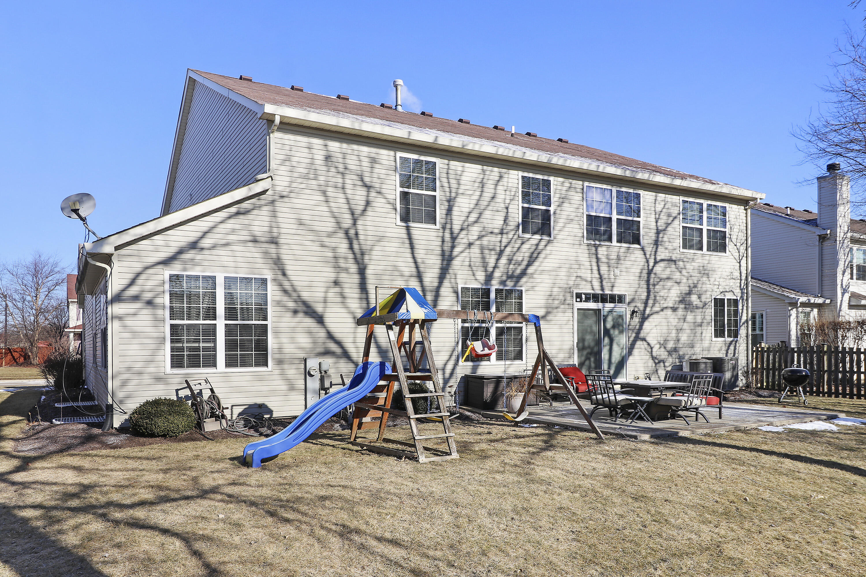 Kenosha, Wisconsin 53142, United States, 6 Bedrooms Bedrooms, ,5 BathroomsBathrooms,Residential,Active,27147