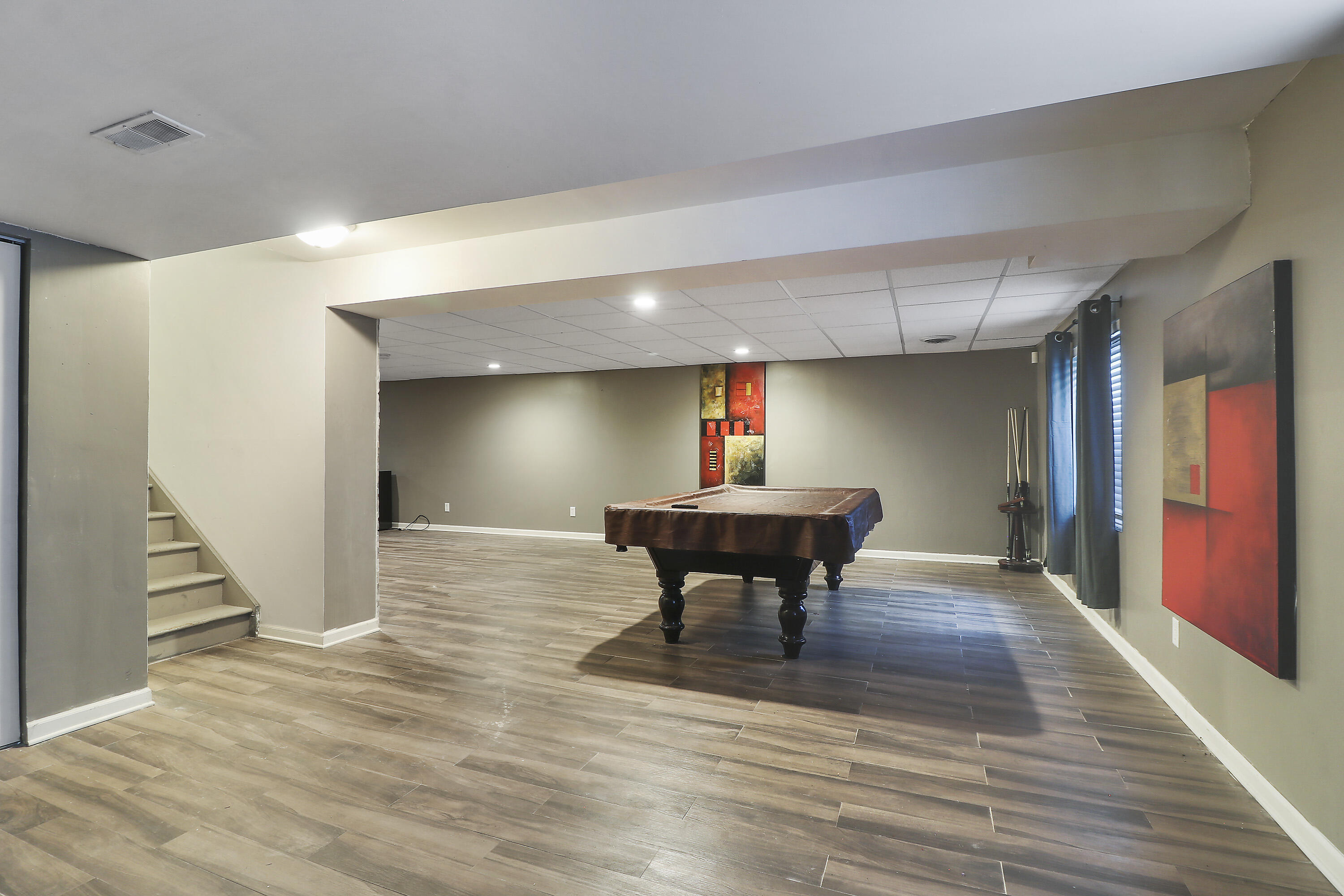 Kenosha, Wisconsin 53142, United States, 6 Bedrooms Bedrooms, ,5 BathroomsBathrooms,Residential,Active,27147