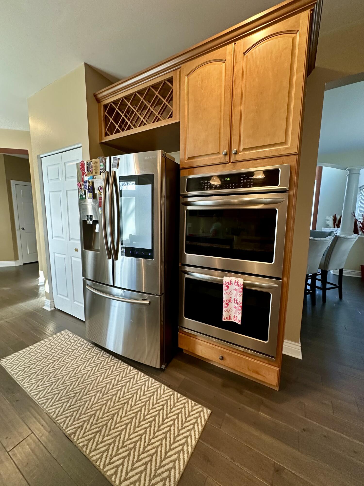 Kenosha, Wisconsin 53142, United States, 6 Bedrooms Bedrooms, ,5 BathroomsBathrooms,Residential,Active,27147