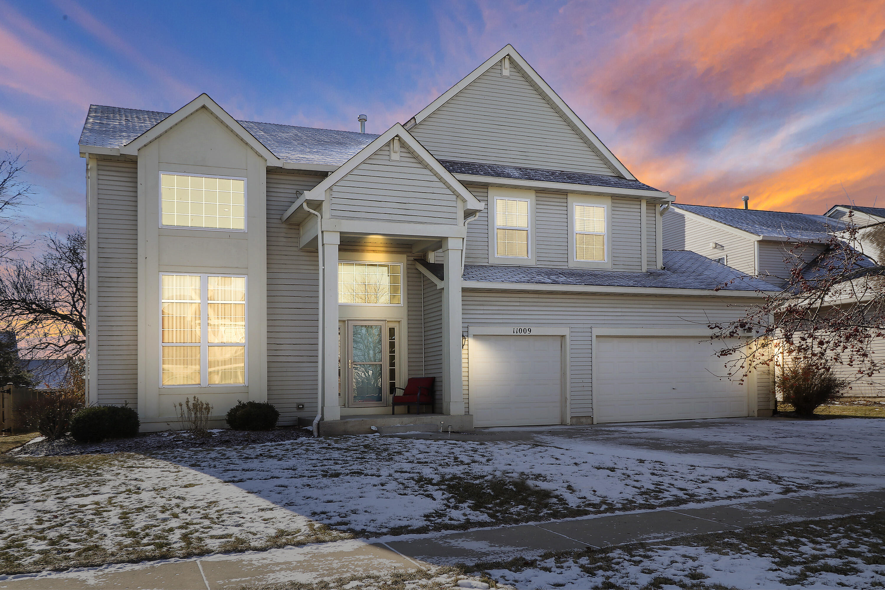 Kenosha, Wisconsin 53142, United States, 6 Bedrooms Bedrooms, ,5 BathroomsBathrooms,Residential,Active,27147