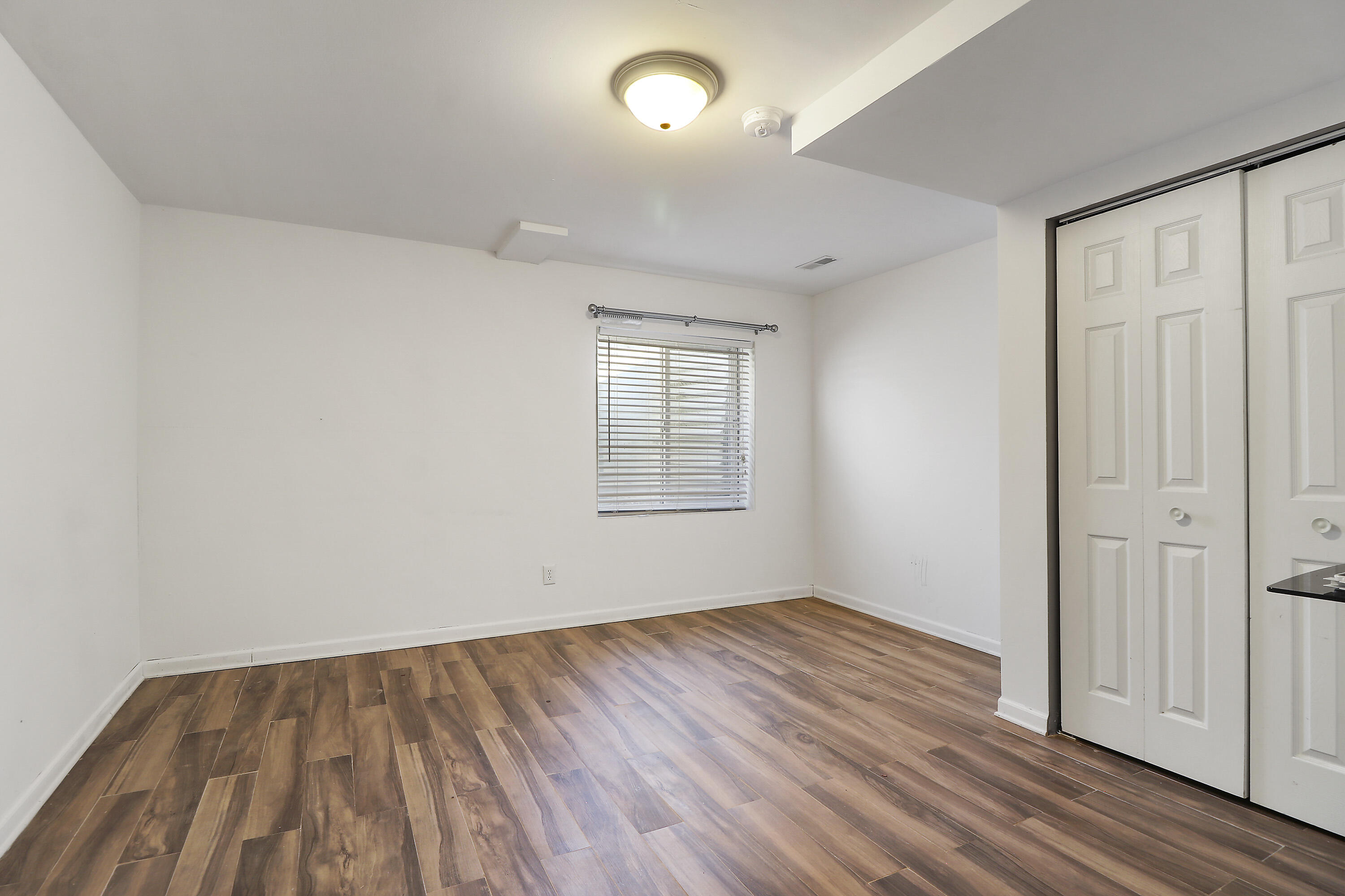 Kenosha, Wisconsin 53142, United States, 6 Bedrooms Bedrooms, ,5 BathroomsBathrooms,Residential,Active,27147