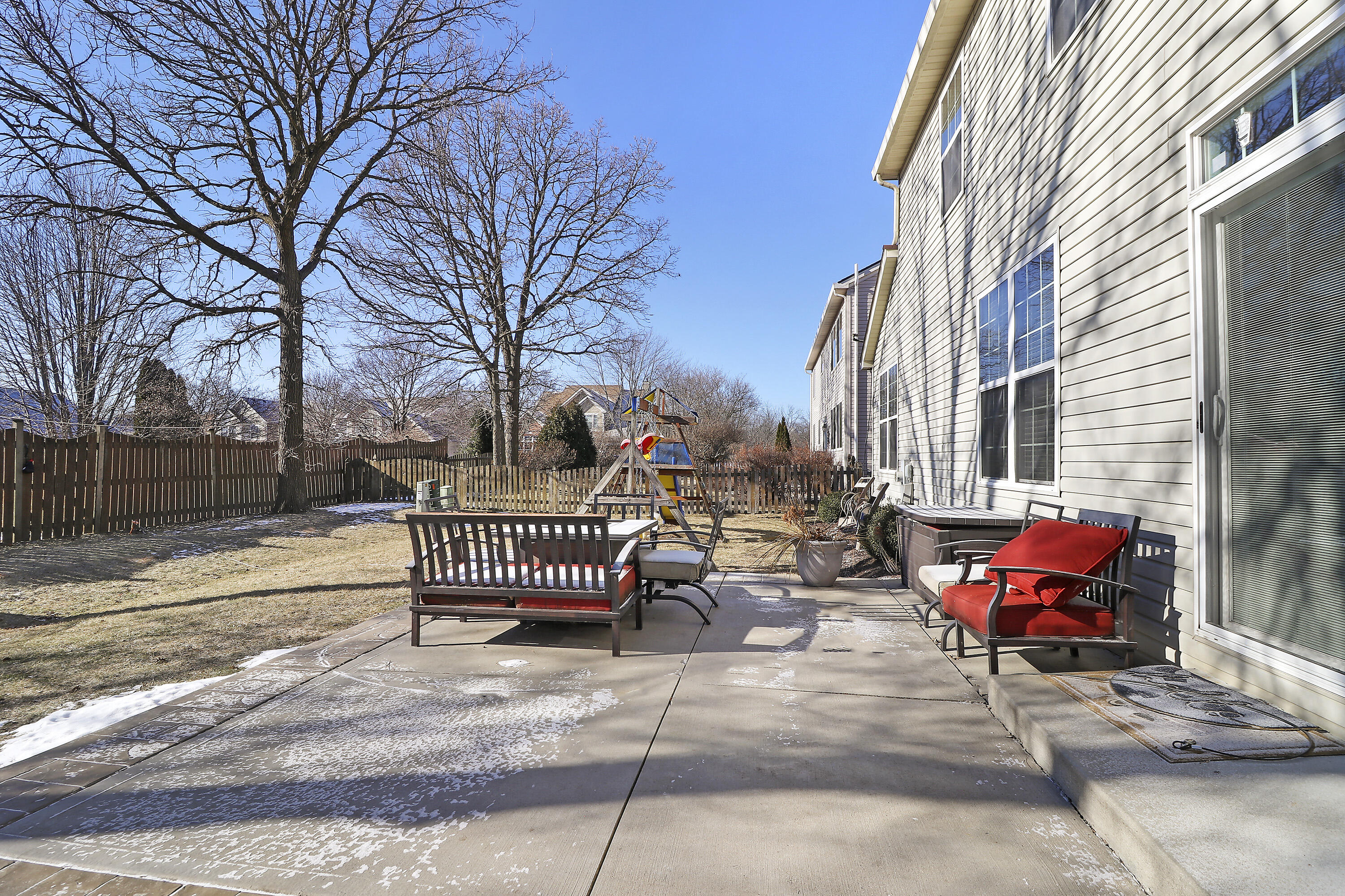 Kenosha, Wisconsin 53142, United States, 6 Bedrooms Bedrooms, ,5 BathroomsBathrooms,Residential,Active,27147