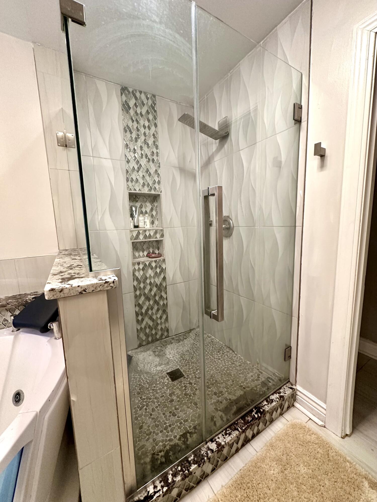 Kenosha, Wisconsin 53142, United States, 6 Bedrooms Bedrooms, ,5 BathroomsBathrooms,Residential,Active,27147