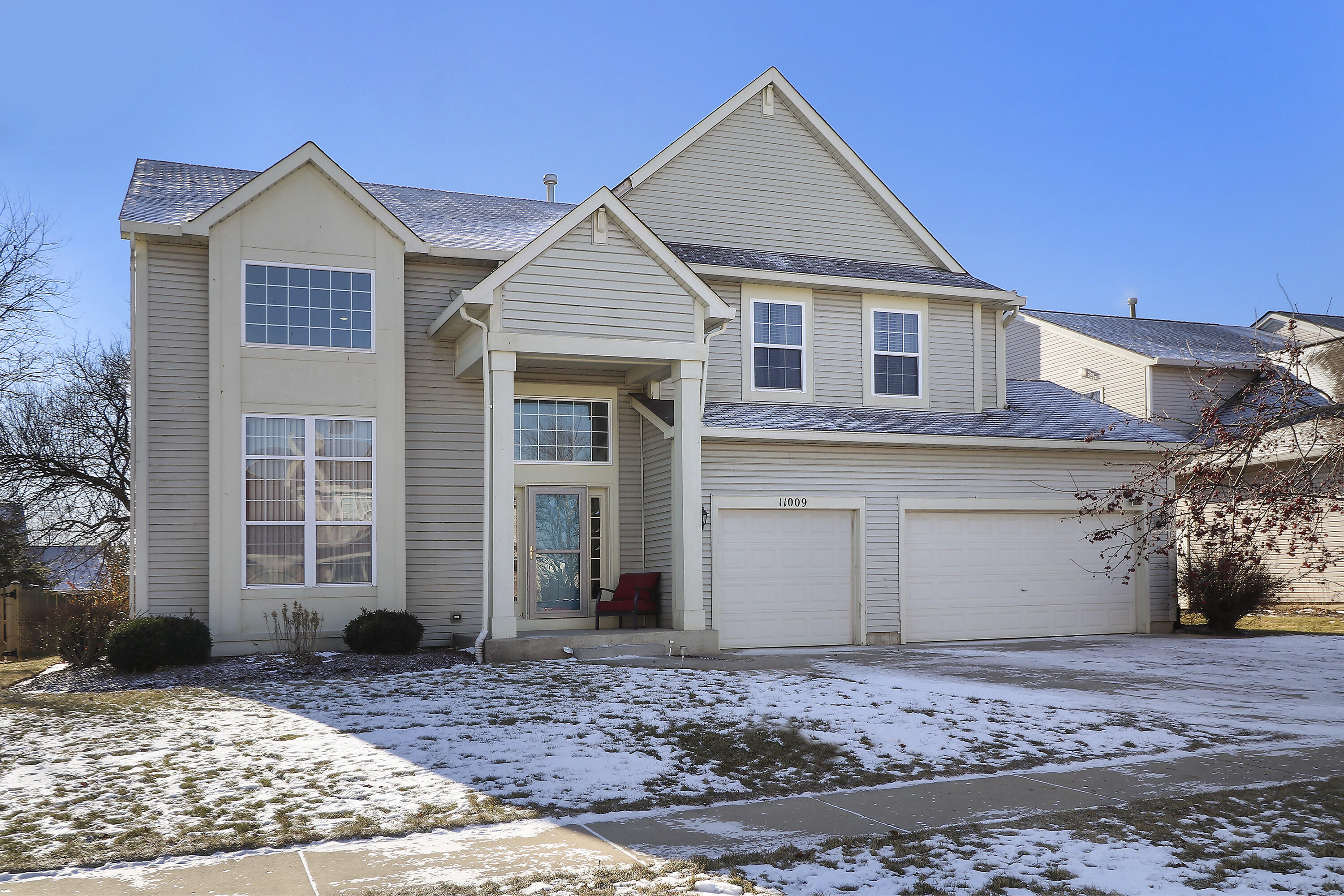 Kenosha, Wisconsin 53142, United States, 6 Bedrooms Bedrooms, ,5 BathroomsBathrooms,Residential,Active,27147