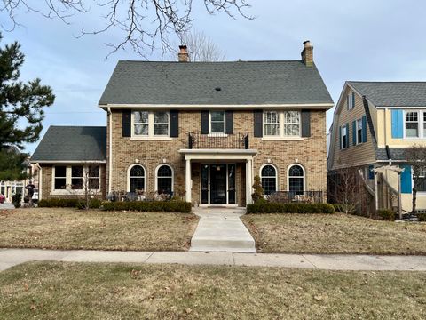 Photo of 3964 N Stowell Ave, Shorewood, WI 53211 (MLS # 1951973)