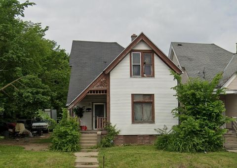 Photo of 2133 N 27th St, Milwaukee, WI 53208 (MLS # 1953443)