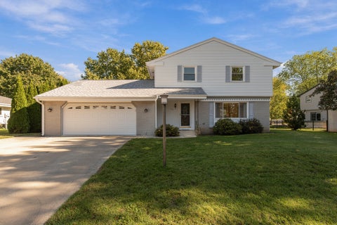 Photo of 1115 Saratoga Pkwy, Oconomowoc, WI 53066 (MLS # 1983729)