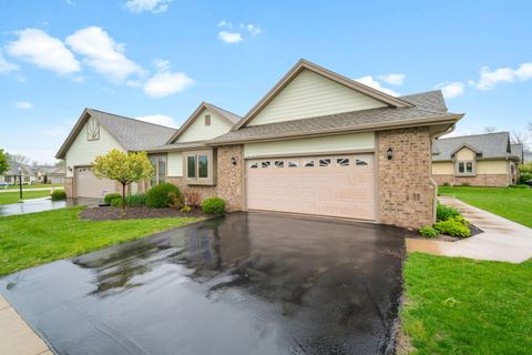 Photo of N161W18890 Jared Dr, Jackson, WI 53037 (MLS # 1950656)