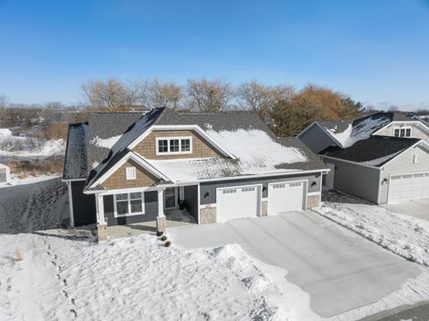 Photo of 372 Vintage Dr, Sheboygan Falls, WI 53085 (MLS # 1947913)