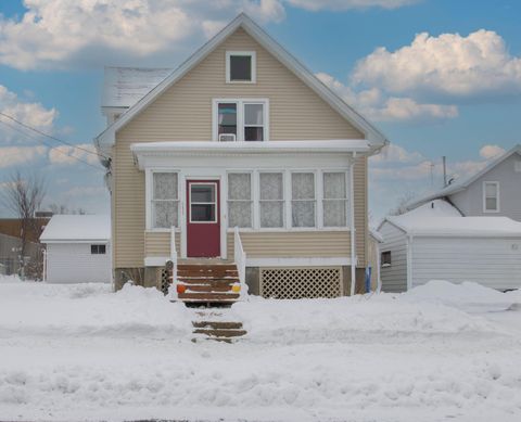 Photo of 511 W Cady St, Watertown, WI 53094 (MLS # 1944390)