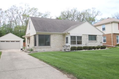 Photo of 2345 N 103rd St, Wauwatosa, WI 53226 (MLS # 1961179)