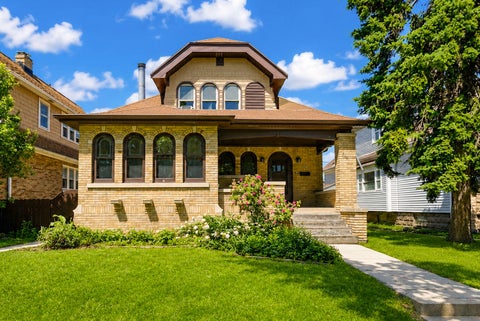 Photo of 3161 S 11th St, Milwaukee, WI 53215 (MLS # 1967274)