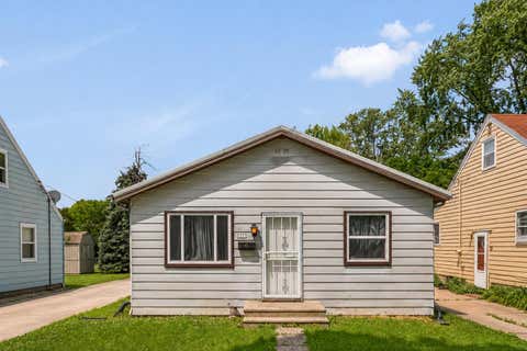 Photo of 5333 N 58th St, Milwaukee, WI 53218 (MLS # 1970482)