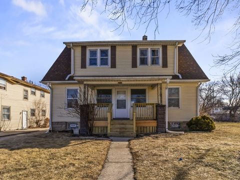 Photo of 4860 N 20th St, Milwaukee, WI 53209 (MLS # 1951145)