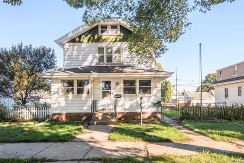 Photo of 3732 E Carpenter Ave, Cudahy, WI 53110 (MLS # 1940568) Photo of 3732 E Carpenter Ave, Cudahy, WI 53110 (MLS # 1940568)