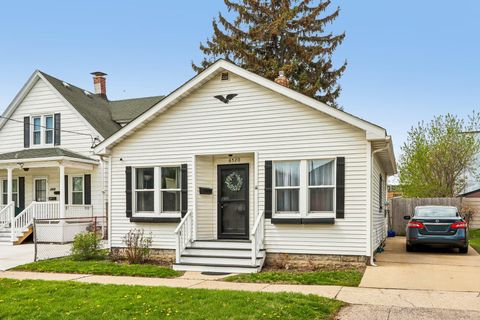 Photo of 6520 32nd Ave, Kenosha, WI 53142 (MLS # 1959617)