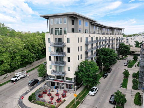 Photo of 2080 N Commerce St, Milwaukee, WI 53212 (MLS # 1964096)