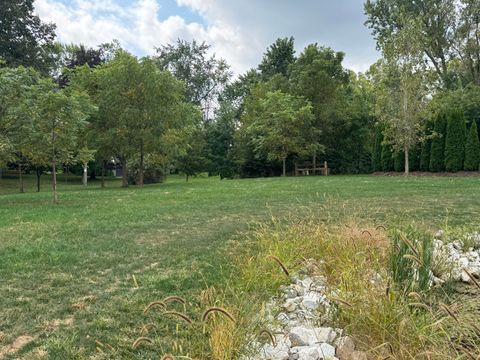 Photo of 4343 W Mallory Ave, Greenfield, WI 53220 (MLS # 1954566)