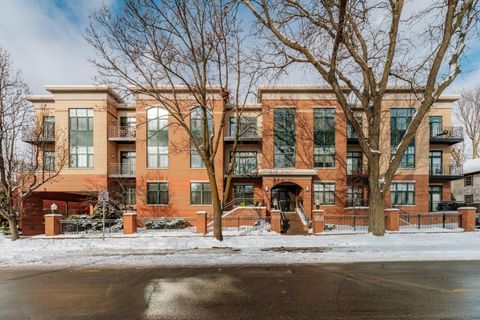 Photo of 530 W Doty St, Madison, WI 53703 (MLS # 1948044)