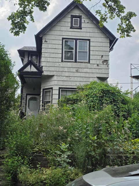 Photo of 2237 S Woodward St, Milwaukee, WI 53207 (MLS # 1972301)