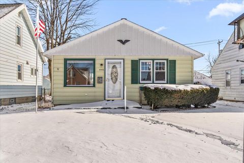 Photo of 4436 N 66th St, Milwaukee, WI 53218 (MLS # 1948159)