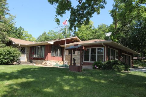 Photo of 29308 Durand Ave, Burlington, WI 53105 (MLS # 1971527)