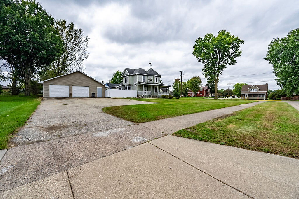 Listing 2