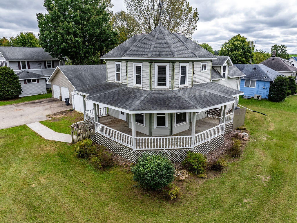 Listing 2