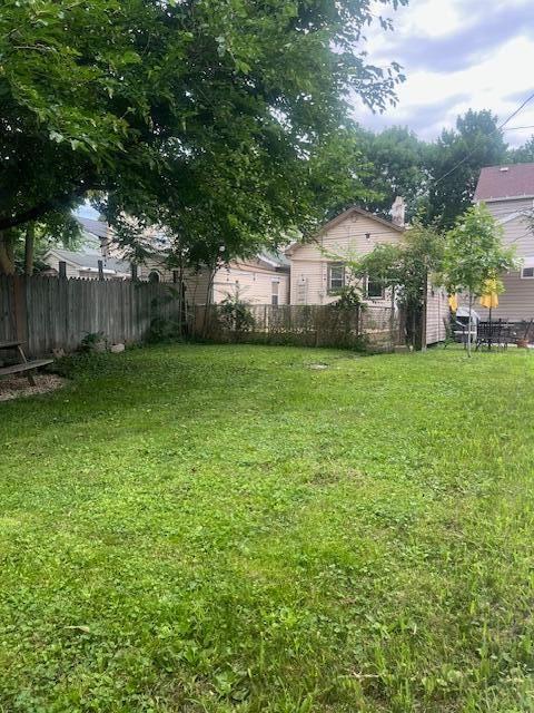 Photo of 639A W Bruce St, Milwaukee, WI 53204 (MLS # 1928515)