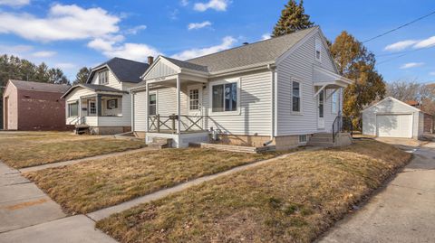 Photo of 1716 Norma Ct, Sheboygan, WI 53081 (MLS # 1952079)