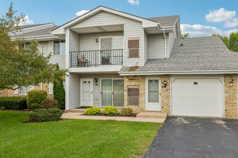 Photo of 1047 Prairie Dr, Mount Pleasant, WI 53406 (MLS # 1978938)