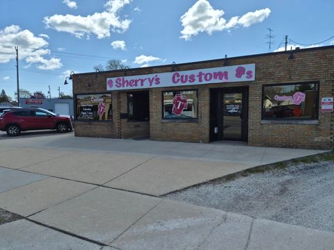 Photo of 3009 roosevelt Rd, Kenosha, WI 53142 (MLS # 1960747)
