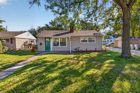 Photo of 3120 N 84th St, Milwaukee, WI 53222 (MLS # 1983954)